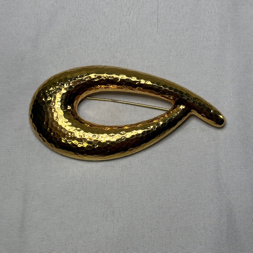Vintage Monet Gold Tone Hammered Teardrop Brooch Pin Modernist Statement Jewelry
